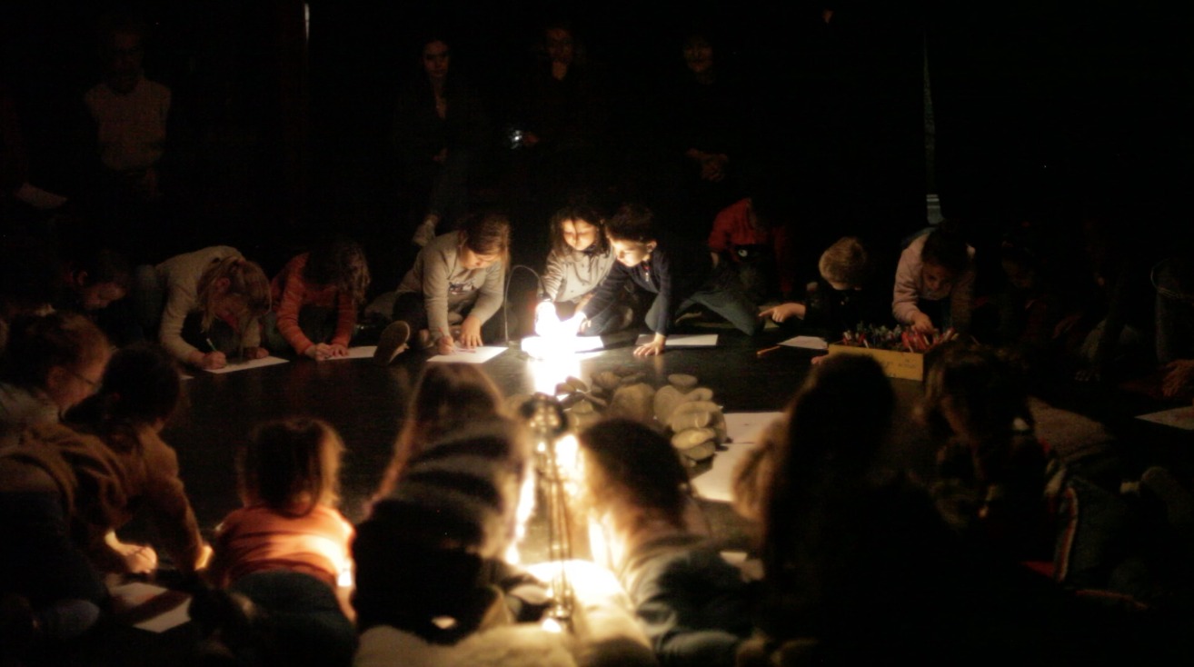 Sur le chemin, j’ai ramassé des cailloux - Théâtre dès 4 ans