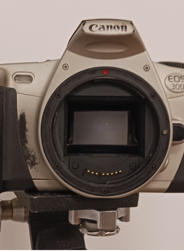 Canon EOS 300