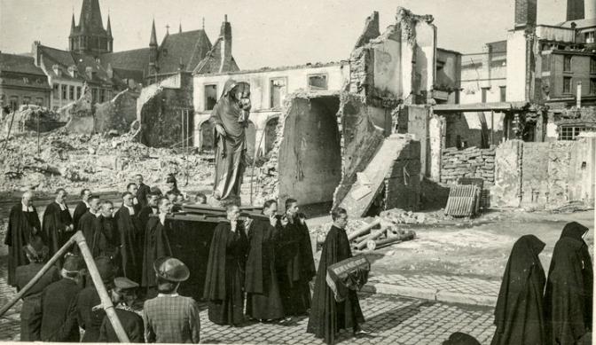 Tournai procession