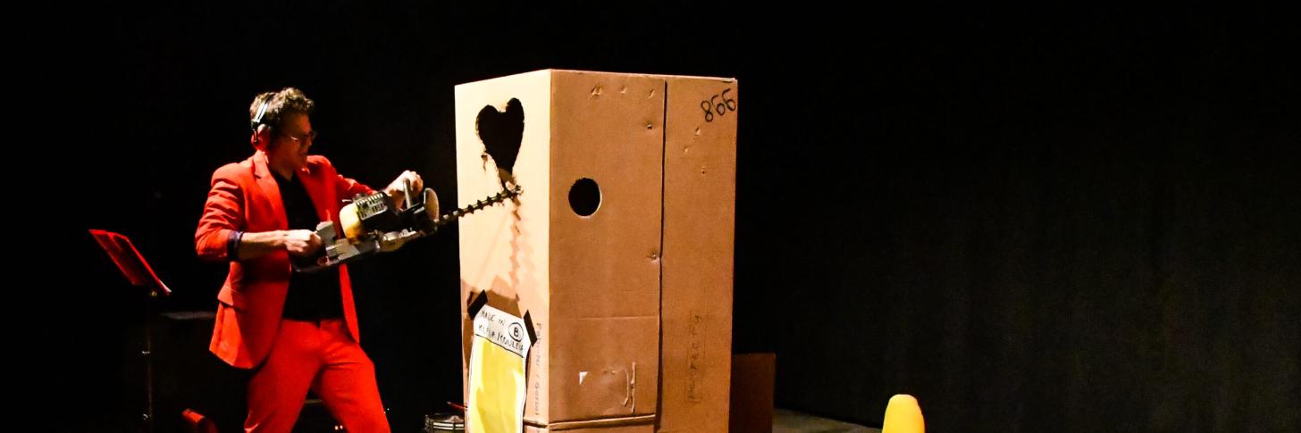 Qui es-tu ? Wie ben jij ?