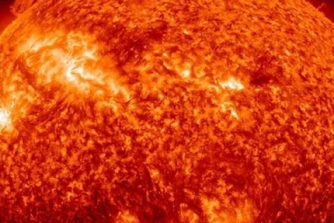 Le soleil et nous. Son fonctionnement et ses impacts ... quelques aspects plus inconnus.