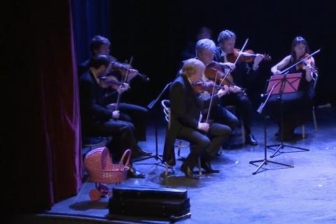 AUTOUR DE MOZART