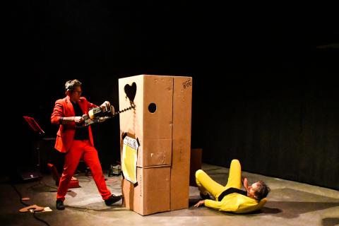 Qui es-tu ? Wie ben jij ?