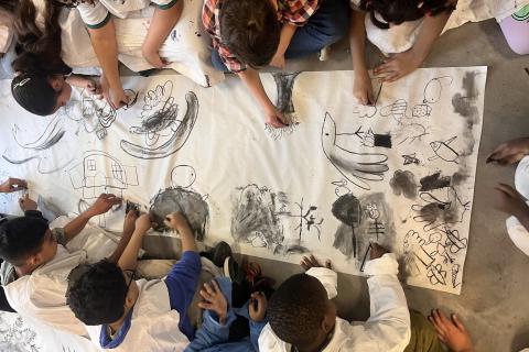 Premi&egrave;re de Corbeau au Daily-Bul & C